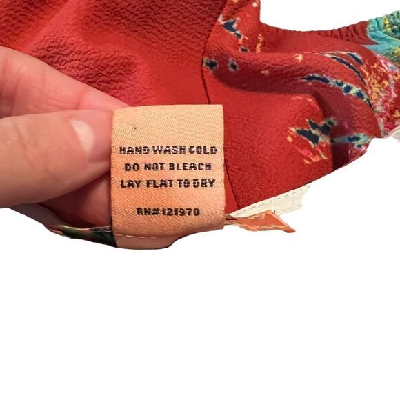 Flying tomato floral patterned blouse. Size xs - Picture 2 of 7